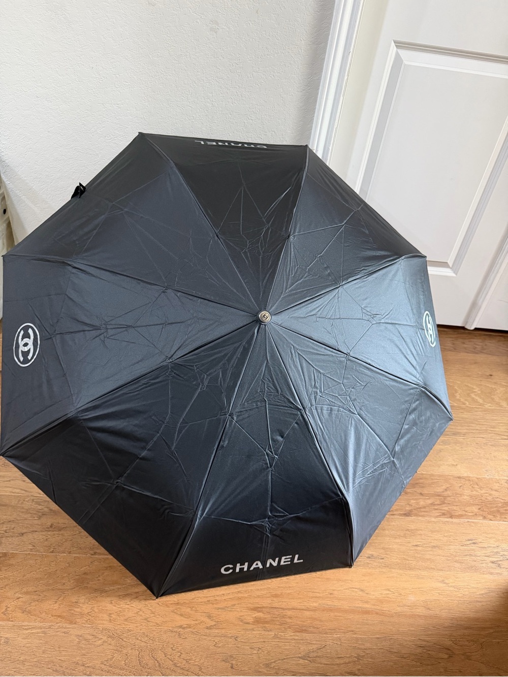 GWP Black Umbrella with Leather Case